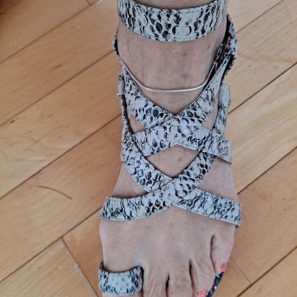 Adorable strappy flat sandal
